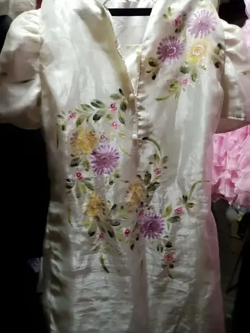 Classic dress